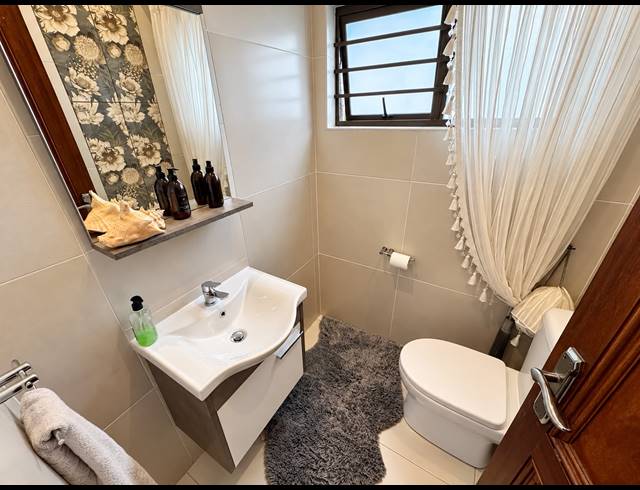 5 BEDROOM HOUSE FOR SALE IN BEN FLEUR